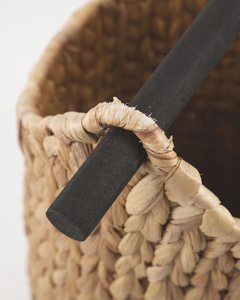 Porte-rouleau de papier toilette en jacinthe d'eau tressé à la main, panier de rangement durable en fibre naturelle pour salle de bain, vente en gros - Product Image 4
