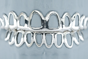 Nouveau Hip Hop Grillz 14K Plaqué Or Ensemble Plain 10 Dents Haut Bas Avec Or Rose Or Argent Grillz Open Face Grillz - Product Image 2