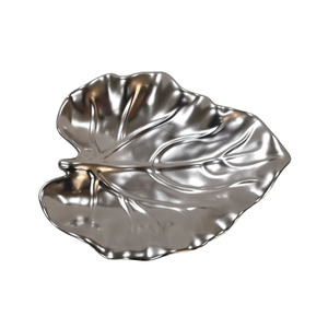 Leaf Shape Metal <b>Decorative</b> <b>Plate</b> Handmade Polished Plant Pattern Glam Style Food And Snacks Serving Platters - Product Image 4