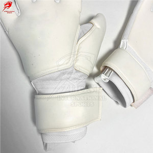 Gants de gardien de but en cuir de haute qualité avec sangle de poignet réglable pour l'entraînement sportif en extérieur et l'amélioration rapide - Product Image 5