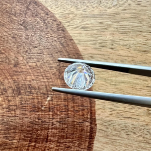 Diamante Brillante Cultivado en Laboratorio de 10 Quilates, Color E, Claridad G VS2, Certificado IGI, Piedra Suelta, Triple Excelente Pulido y Simetría, Joyería Fina Personalizada - Product Image 3