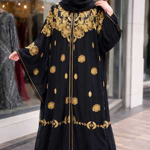 Abaya Negra con Adornos de Piedras |   Caftán de Lujo con Bordado Floral Dorado |   Vestido de Fiesta Premium de Tela Firdous, Recto, Hasta el Tobillo, Modesto - Product Image 1