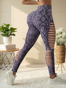 Leggings con estampado de piel de serpiente para mujer |   Pantalones de yoga con estampado de animales abstractos |   Leggings Deportivos de Poliéster y Elastano para Gimnasio - Product Image 6