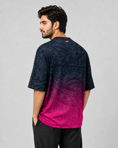 Camiseta Deportiva de Secado Rápido con Cuello Redondo, Corte Regular, Talla Grande, Sublimada, Estilo Europeo, Camiseta de Manga Corta para Hombre con Estampado Geométrico Degradado - Product Image 2