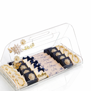 Moderna Bandeja de Acrílico Transparente de Lujo para Chocolates con Cajas Personalizadas en Dorado y Azul Marino, Regalo Premium para Bodas, Compromisos y Eid - Product Image 1