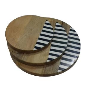 Atractivas Tablas de Cortar Triangulares de Madera, Tabla de Cortar de Madera Sostenible para Preparación de Alimentos, Tabla para Cortar Queso, Fácil de Limpiar, Apta para Lavavajillas - Product Image 2