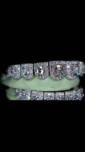 Grillz dentaire de qualité supérieure avec diamants pour hommes et femmes, style Iced Out, bijou buccal, accessoire de mode pour les soirées Hip Hop - Product Image 4