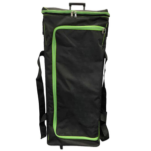 Las mejores bolsas para el equipo de portero de hockey sobre césped con múltiples compartimentos, correas acolchadas para los hombros y tela resistente a la intemperie para toda la temporada. - Product Image 5