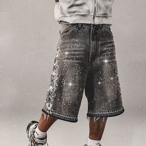 Shorts cargo en denim foncé pour homme, taille mi-haute, motif M en relief, style streetwear, tissu tricoté polyester/coton pour l'hiver - Product Image 4