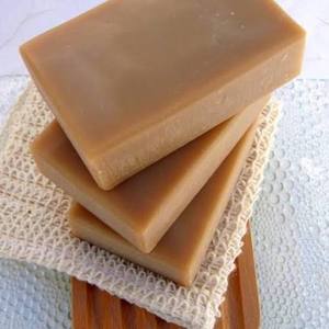 Jabón de Coco Ecológico en Barra, Producto Natural Hecho a Mano para el Cuidado Personal, para Mercados Internacionales - Product Image 3