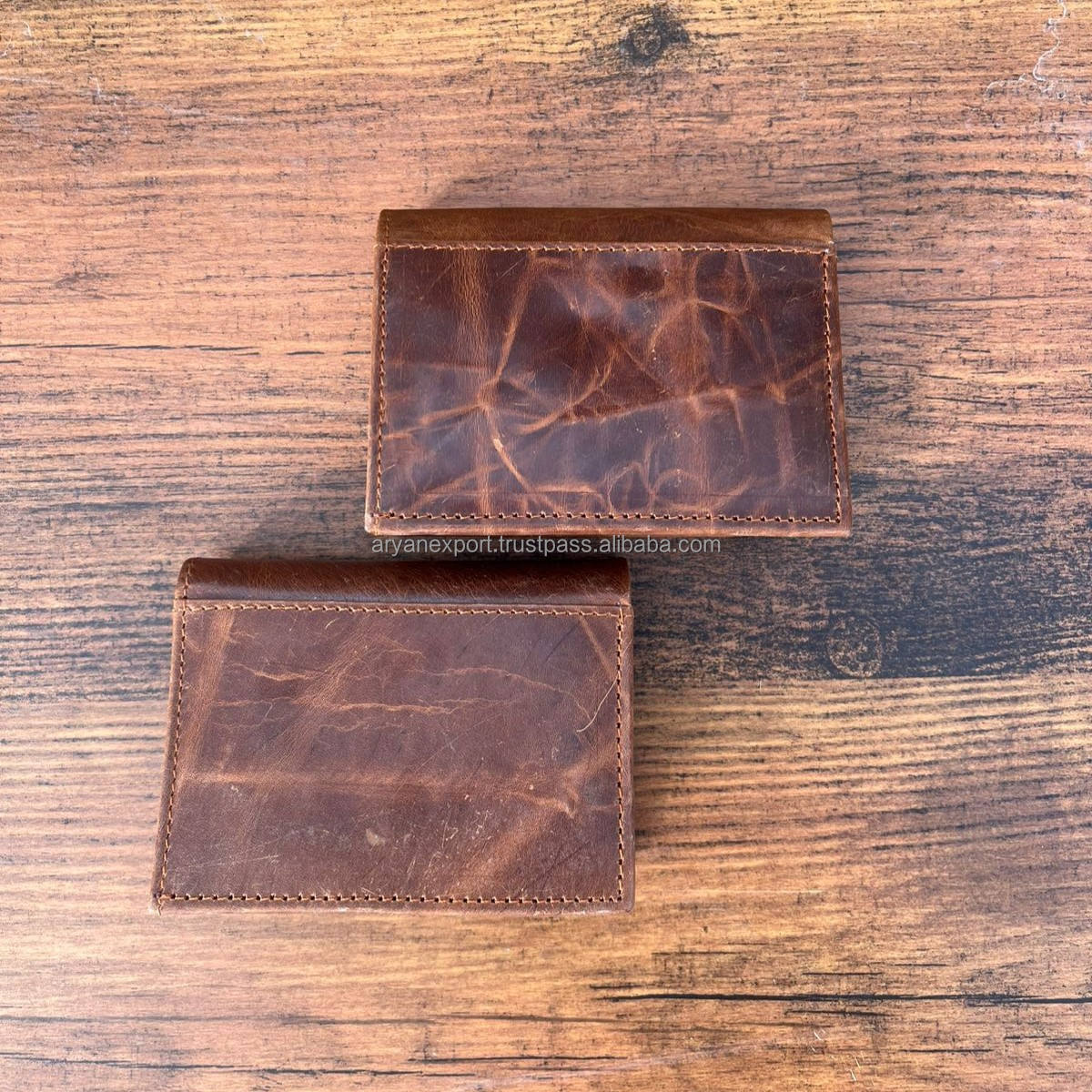 สีน้ำตาล