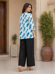 Ensemble coordonné floral moderne – Tenue assortie en rayonne à imprimé numérique - Product Image 3