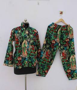 Conjunto de Pijama Coordinado con Estampado Animal para Mujer de Naaz Textile, Ropa de Dormir Informal de Verano, Suave y Transpirable, 100% Algodón, Largo hasta la Rodilla - Product Image 1