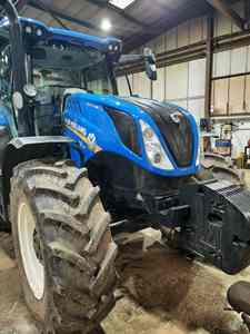 Moteur Deutz pour tracteur agricole New Holland, avec composants essentiels : moteur, pompe à engrenages, boîte de vitesses - Product Image 2