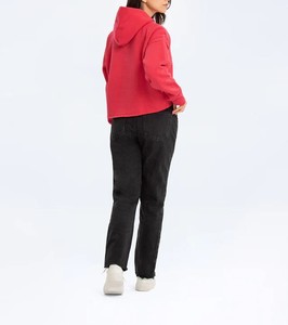 Sudadera con Capucha Bordada de Última Moda para Mujer, Estilo Holgado con Hombros Caídos, Servicio OEM Premium al por Mayor para Sudaderas de Invierno para Mujer - Product Image 5