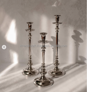 Portavelas Cónico de Aluminio Hecho a Mano, Moderno, Elegante y de Lujo para Decoración del Hogar, Tendencia Popular para Navidad - Product Image 5