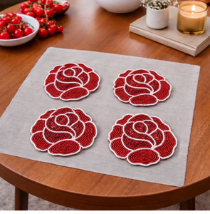 Ensemble de 4 dessous-de-verre en perles rouges, napperons pour la décoration de table, vente personnalisée - Product Image 1