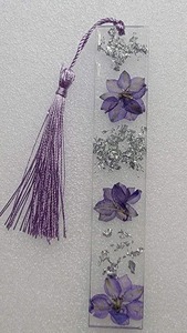 Best Quality Handmade Epoxy Resin <b>Bookmark</b> with Dried Flowers Durable Clear Design for Gift and Reading Use Available For Sale - Product Image 2