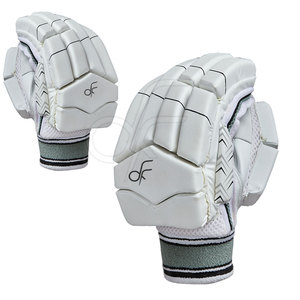 Guantes Profesionales de Bateo de Cricket al por Mayor, Hechos a Medida, Agarre Avanzado, Duraderos, Ligeros, OEM, Cuero de Alta Calidad y Comodidad - Product Image 6