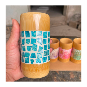 Mug en bambou artisanal écologique avec incrustation de nacre naturelle, tasse décorative, vaisselle artisanale vietnamienne - Product Image 1