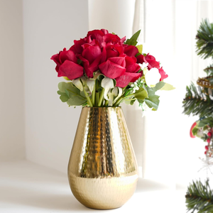 Vase en métal de luxe, finition dorée élégante, porte-fleurs décoratif, accent moderne pour la maison, centre de table pour salon et salle à manger - Product Image 1