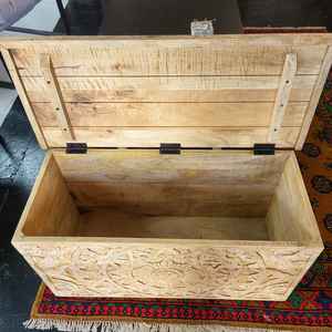 Caja de Almacenamiento de Madera Tallada a Mano, Estilo Bohemio, Acabado Natural, Madera de Mango Vintage para Sala de Estar y Decoración del Hogar - Product Image 3