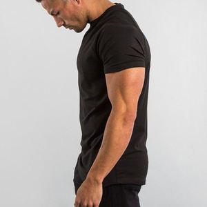 เสื้อยืดคอกลมแขนสั้นผู้ชาย ผ้าฝ้ายหวี 100% คุณภาพพรีเมียม เนื้อนุ่ม ระบายอากาศดี สไตล์ลำลอง เรียบง่าย สำหรับขายส่งและรับสั่งพิมพ์ลาย - Product Image 3