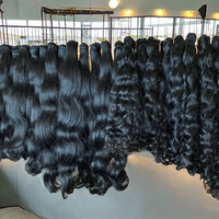 100% Cheveux humains indiens bruts. Extension brune naturelle. tissage de cheveux humains de temple. Cheveux non traités