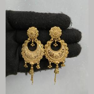 Classic <b>Gold</b> <b>Dangle</b> <b>Earrings</b> Fashionable 11058818GL Pendant Style - Product Image 1