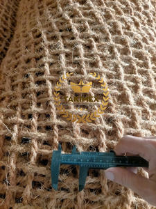 Malla de Fibra de Coco para Control de Erosión en Taludes, para Prevenir Deslizamientos de Tierra y Brindar Soporte Natural al Suelo, Muy Duradera en Vietnam - Product Image 2