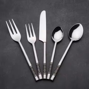 Ensemble de couverts décoratifs en métal de qualité supérieure, vaisselle en acier inoxydable pour une présentation de table de luxe - Product Image 5