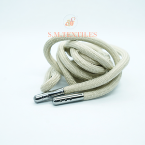 Cordón Trenzado de Color Sólido 100% Poliéster con Extremo Metálico, Resistente a Químicos, Longitud Personalizada, Cordón para Prendas de Moda, OEM ODM - Product Image 1