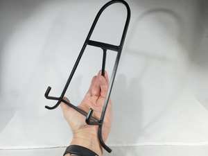 Soporte de Metal Moderno con Acabado Dorado y Plateado para Platos, con Recubrimiento en Polvo, Forma y Tamaño Personalizables - Product Image 2