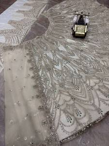 Lehenga Choli de Seda Blanca de Lujo, Tradicional para Novias, con Bordado de Lentejuelas, Largo hasta el Suelo, para Bodas y Fiestas, Conjunto Premium de Tela de Red - Product Image 4