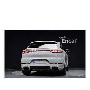 Porsche Cayenne 3.0 Coupé 2024, 33,827 km, Volante a la Izquierda, Caja de Cambios Automática, Asientos de Cuero con Cámara Trasera - Product Image 4