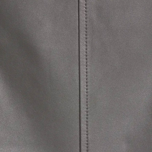 Chaqueta de Cuero Genuino para Mujer, Estilo Motociclista, Cuello Alto, Cierre de Cremallera, Color Sólido, Corte Regular, Estilo Otoñal - Product Image 4