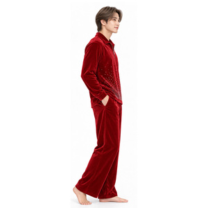 Conjunto de chándal de terciopelo para hombre con sudadera de cuello y cremallera corta, detalles de pedrería en la parte inferior delantera y pantalones de pierna ancha, estilo relajado para estar en casa. - Product Image 3