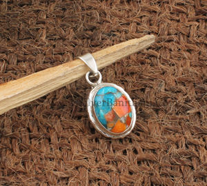 จี้ห้อยคอรูปสี่เหลี่ยมผืนผ้าประดับด้วยหอยมุกหนามธรรมชาติสีเขียวขุ่นทองแดงโบราณ พร้อมตัวเรือนเงินแท้ 925 สไตล์โบฮีเมียน ขายส่ง - Product Image 1