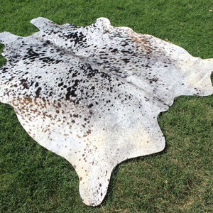 พรมหนังวัวทำด้วยมือพรมหนังวัวธรรมชาติสำหรับห้องนั่งเล่นตกแต่งห้องนอนพรมหนังวัวธรรมชาติหรูหรา - Product Image 4