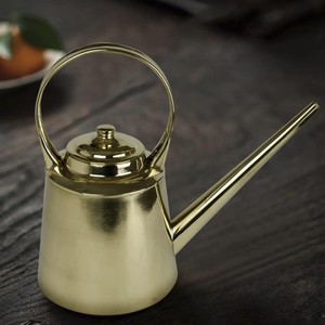 Bouilloire à eau et thé en laiton artisanale, théière traditionnelle en laiton, finition métallique de qualité supérieure pour la maison, la cuisine, le service du thé, la table à manger, le restaurant - Product Image 5