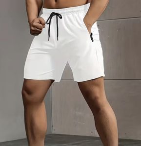 Shorts décontractés pour hommes, couleur unie blanche, taille élastique, séchage rapide, taille mi-haute, fermeture à cordon, matière polyester tricotée - Product Image 1