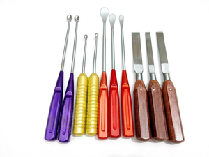 ชุดเครื่องมือผ่าตัดกระดูกสันหลัง SureMed Instruments 10 ชิ้น ประกอบด้วยช้อนโคบบ์และสิ่วเหล็กสแตนเลส ได้รับการรับรองมาตรฐาน ISO13485 - Product Image 6