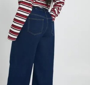 Sweat-shirt classique à col rond en mélange de coton pour femme, avec logo personnalisé, vente en gros, usine de vêtements, pantalon décontracté coupe bootcut - Product Image 4