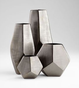 Luxurious Steel Flower Vase Elegant Handmade Home Accent Decorative Floral Display Modern Interior Styling Collection Premium - Product Image 4