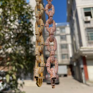 Bracelet pour homme style carabiner avec diamants de laboratoire VVS1, entièrement serti, style rappeur, hip hop. - Product Image 4