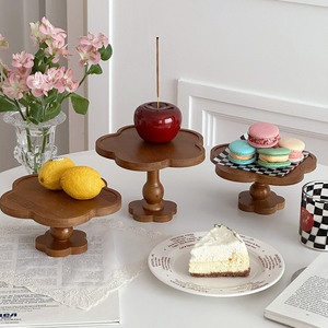 Support à gâteau en bois de luxe en forme de fleur, plateau à dessert scandinave, assiette de service décorative pour anniversaire et mariage, décoration de la maison - Product Image 1