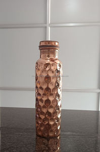 100% bouteille d'eau de gymnastique en cuivre indien imprimé fonction de trempage à boire direct pour les sports et les voyages fabriqués en Inde - Product Image 3