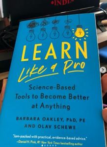 Aprende como un profesional de Barbara Oakley PhD, guía de ciencia sobre habilidades y aprendizaje en formato papel - Product Image 2