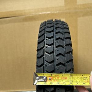 Neumático Neumático de Aire Negro Unilli 3.00-4 -225 4PR 50 PSI Hecho en Taiwán (Banda de Rodadura C154) para Scooters de Movilidad, Sillas de Ruedas y Carritos - Product Image 5