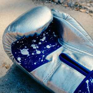 Nouvelles gants de boxe imprimées en cuir véritable de qualité supérieure, design attrayant, à succès, avec sangles professionnelles - Product Image 2